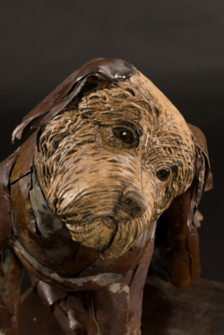 Chien - Fer et bois ©Thierry Chollat