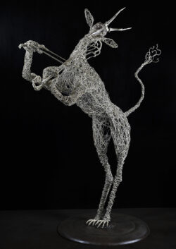 Filins narratifs Filins narratifs - Fer et os. L 74 x l 129 x h 170 cm @Thierry Chollat sculpture - Photo A. Cottarel