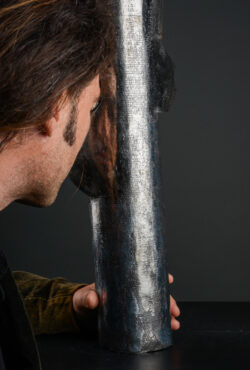 Spéculaire Spéculaire - Violon, fonte. Interprétations d'instruments de Musique ©Thierry Chollat