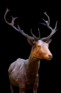 Fer et bois (thuya) - 195x235x112 cm- Conçu pour résister en extérieur ©Thierry Chollat