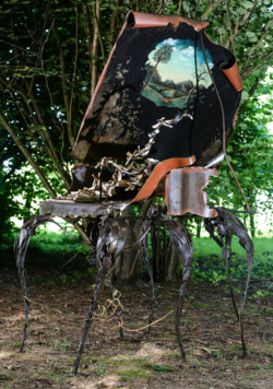 Évanescence Évanescence. Clavecin fer et bois (Epicéa) - Sculpture - Interprétations d'instruments de Musique ©Thierry Chollat