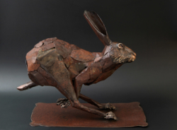 Lièvre Fer et bois ©Thierry Chollat