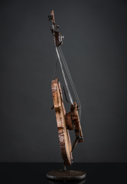 Lancinante Lancinante - Violon, Fer et bois (loupe de chêne) Interprétations d'instruments de Musique ©Thierry Chollat - Sculpture
